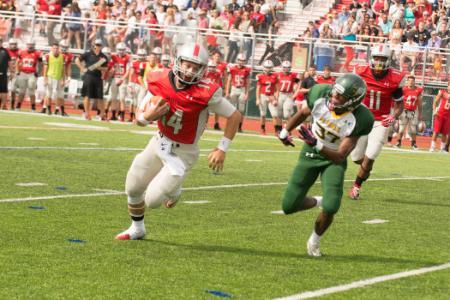 Photo of Muhlenberg Football v. McDaniel